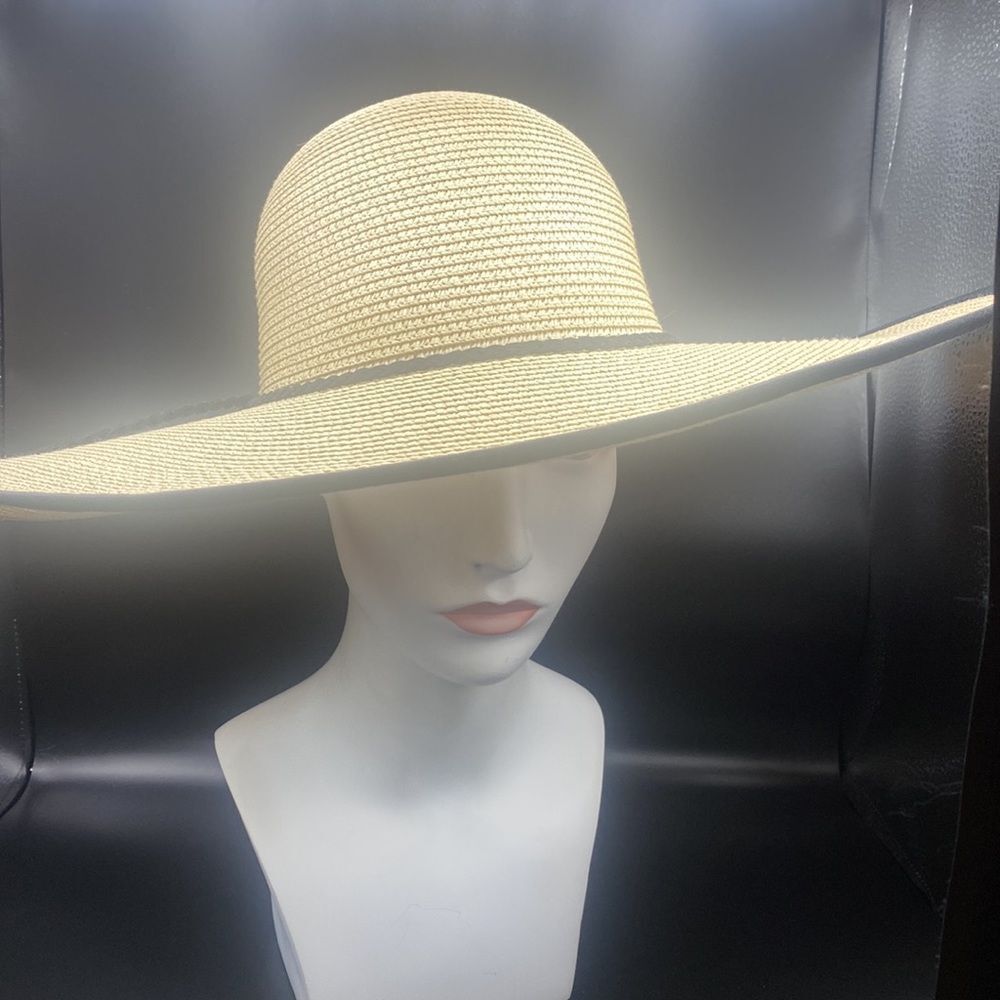 Women’s Floppy Hat
